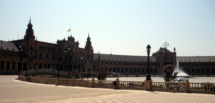 Die andalusischen Städte: Sevilla, Jerez de la Frontera oder zur Alhambra in Granada.